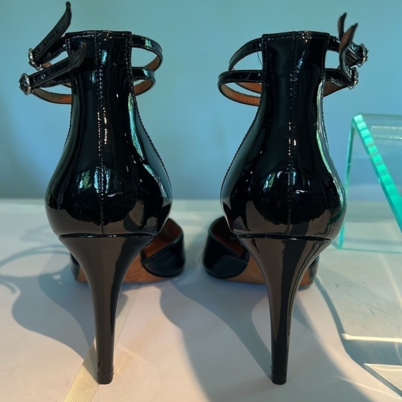 Marc by Marc Jacobs Sz 39 Black Patent Leather Double Ankle Strap Heels Pumps - Picture 9 of 12
